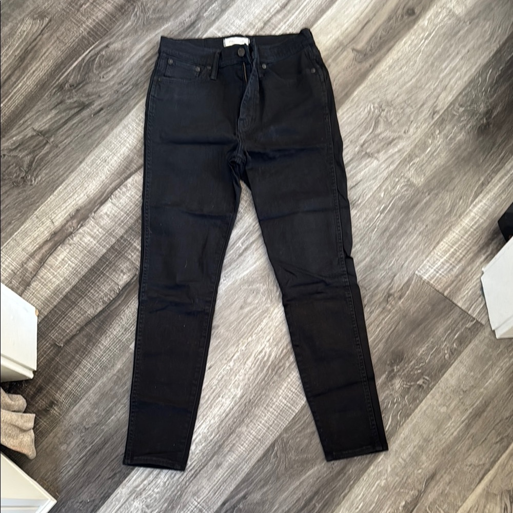 Women’s Black Skinny Jeans